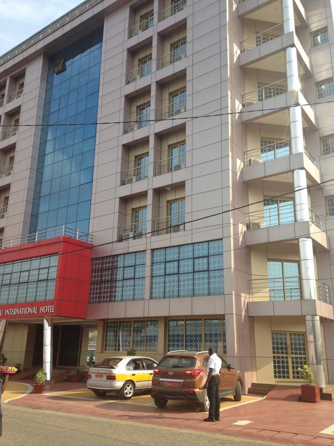 Noubou International Hotel Douala Exterior foto